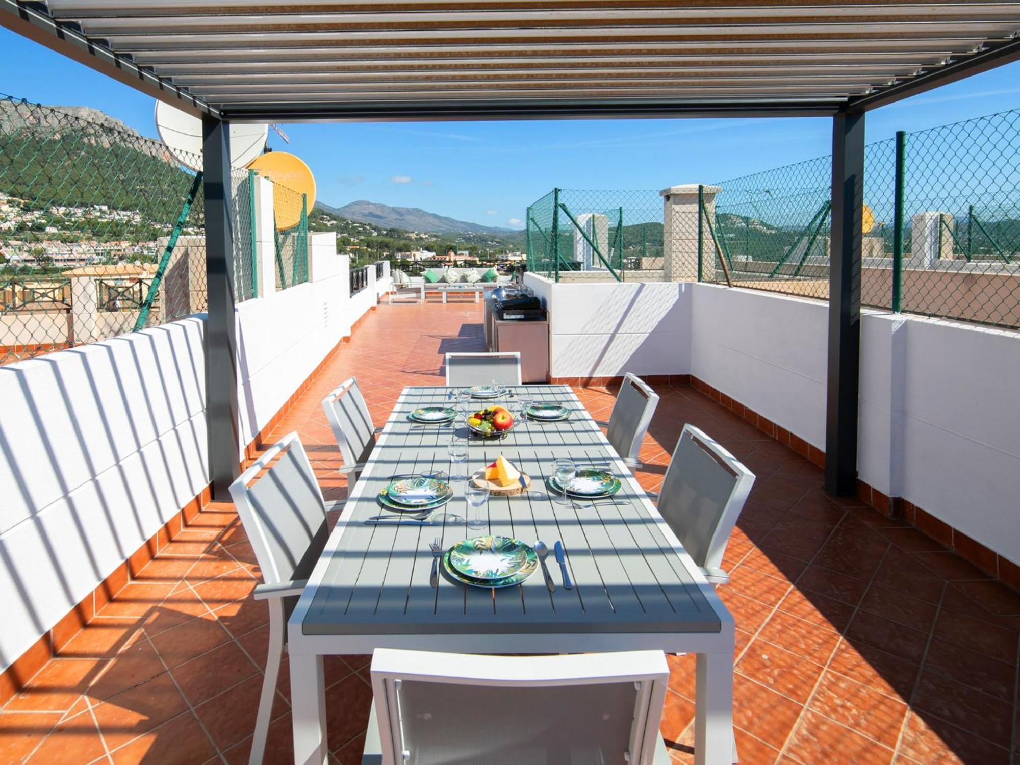 Bay-4 By Interhome Calp